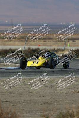 media/Nov-17-2024-CalClub SCCA (Sun) [[5252d9c58e]]/Group 5/Qual (Star Mazda Entrance)/